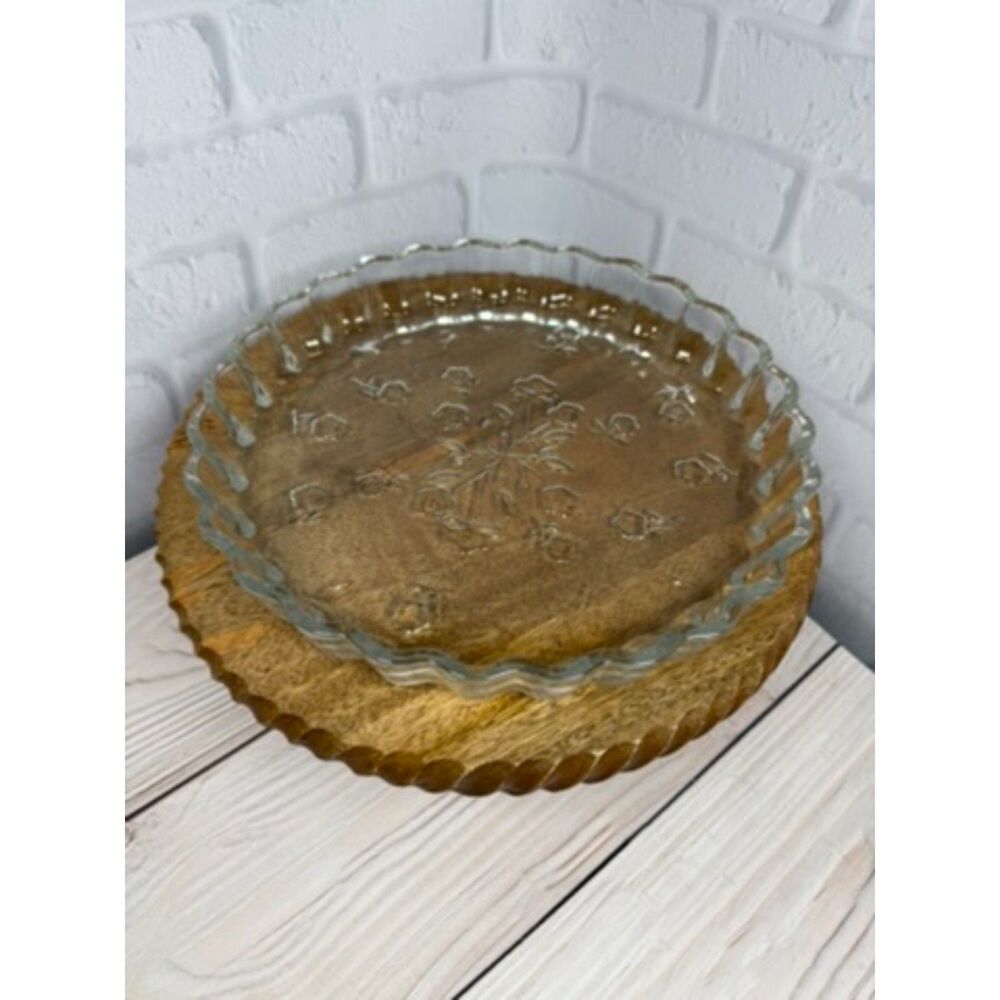 Anchor Hocking Savannah Quiche Pie Dish Floral Bottom Scalloped Clear VTG - Picture 3 of 8